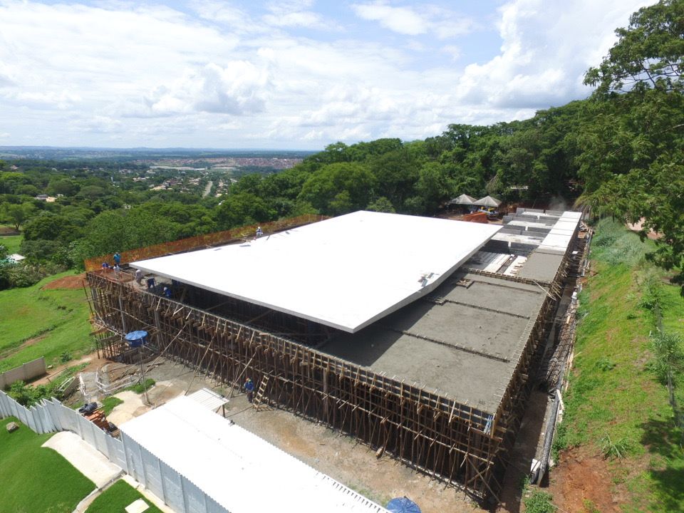 Estrutura da Vitral Vidros no início da execução